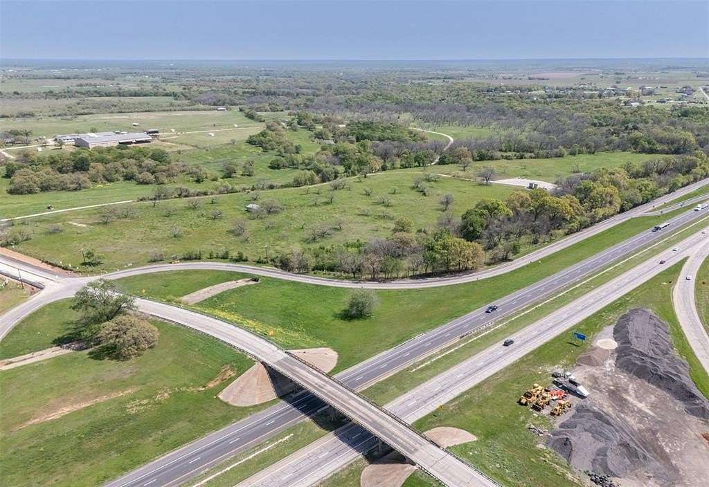 35 Acres of Commercial Land for Sale in Grandview, Texas