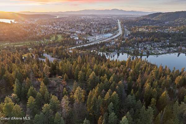 1 Acre of Residential Land for Sale in Coeur d'Alene, Idaho