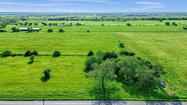 5 Acres of Land for Sale in Denison, Texas