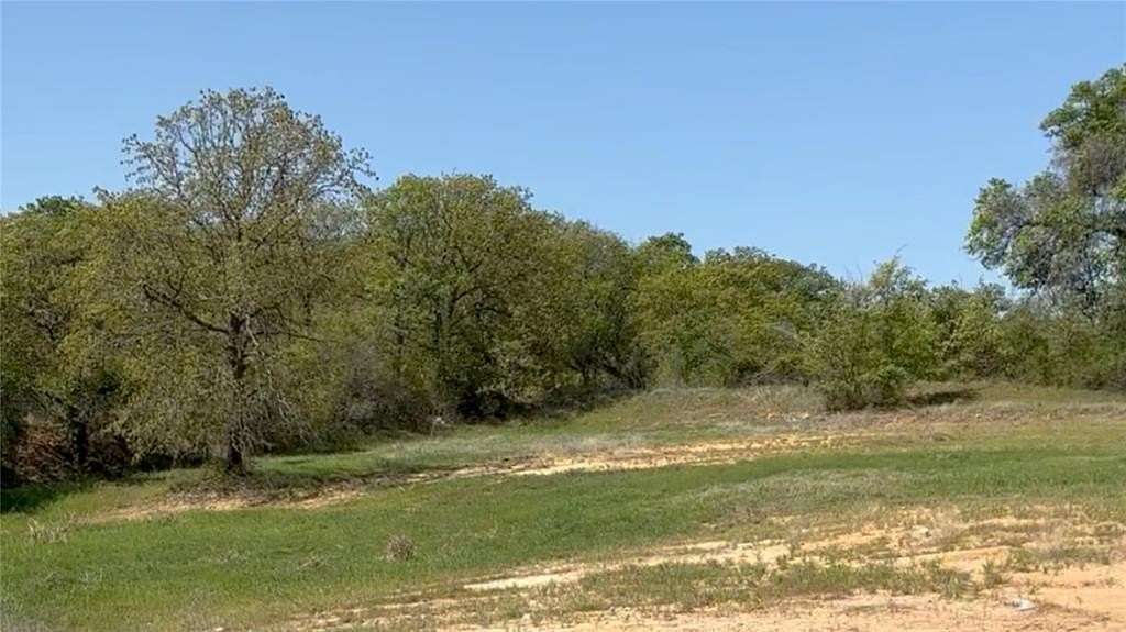 5 Acres of Residential Land for Sale in Poolville, Texas