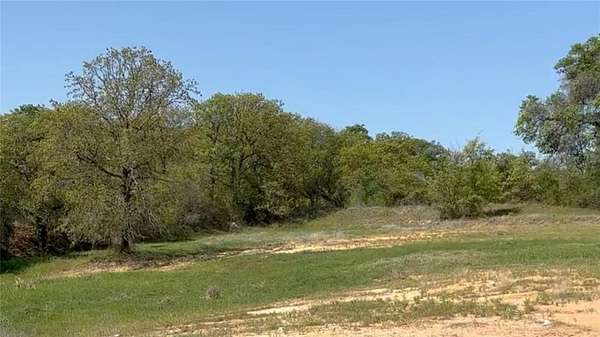 5 Acres of Residential Land for Sale in Poolville, Texas