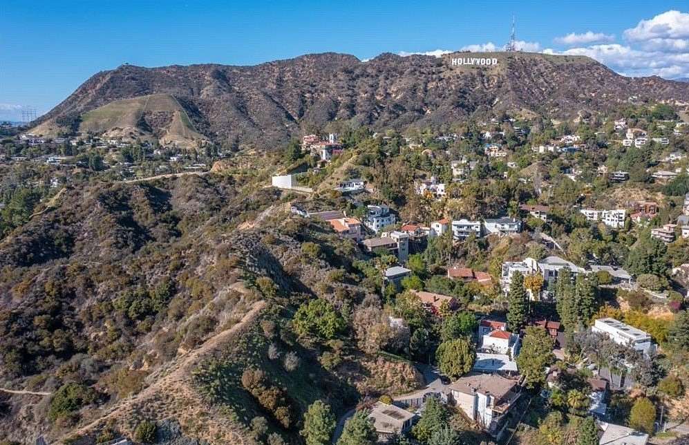 0.19 Acres of Residential Land for Sale in Los Angeles, California