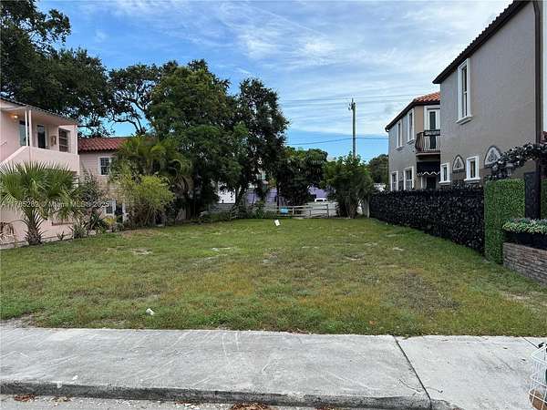 0.13 Acres of Residential Land for Sale in Fort Lauderdale, Florida