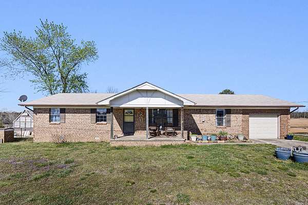 2.54 Acres of Residential Land with Home for Sale in Damascus, Arkansas