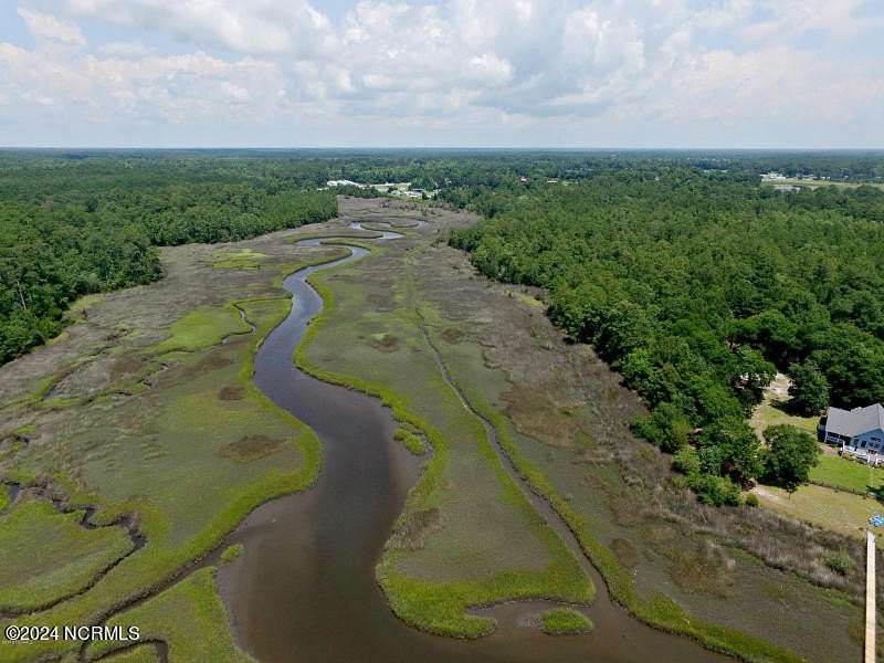 1.25 Acres of Land for Sale in Hubert, North Carolina