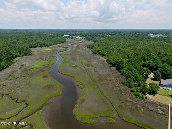 1.25 Acres of Land for Sale in Hubert, North Carolina
