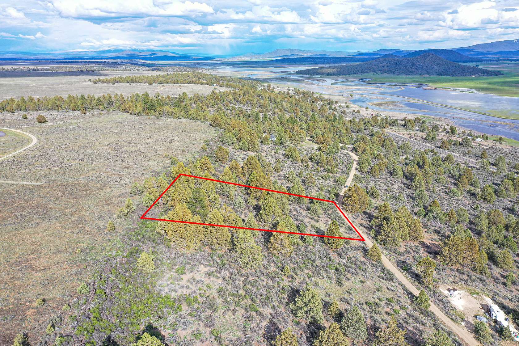 1.45 Acres of Residential Land for Sale in Sprague River, Oregon