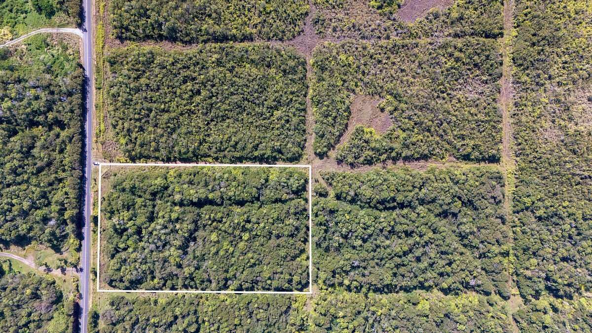 5 Acres of Residential Land for Sale in Volcano, Hawaii