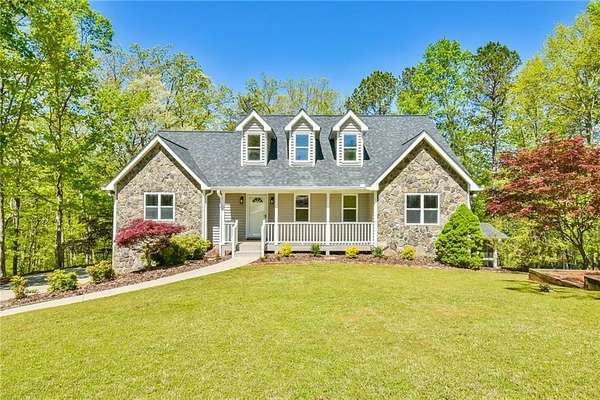 3.12 Acres of Residential Land with Home for Sale in Flowery Branch, Georgia