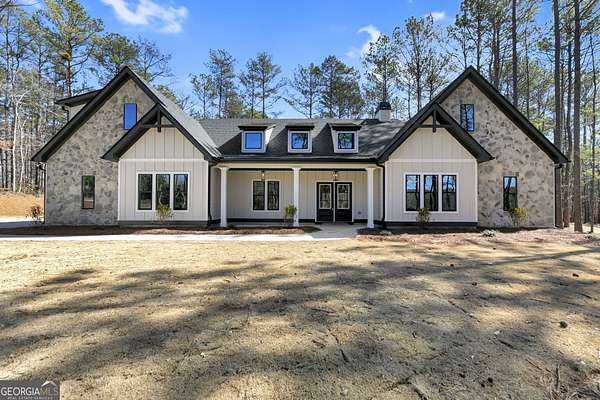 1.5 Acres of Residential Land with Home for Sale in Bremen, Georgia