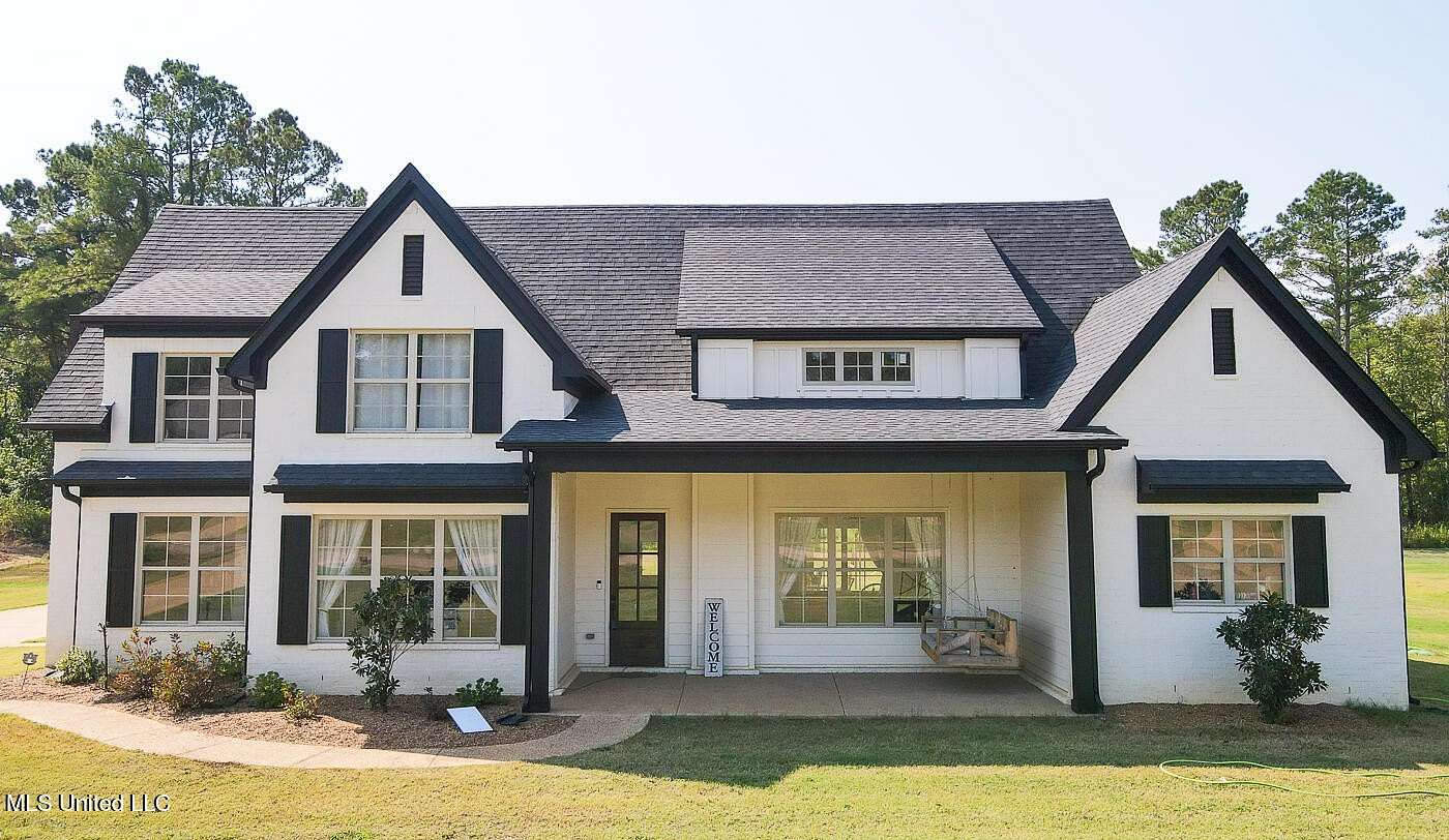 1.6 Acres of Residential Land with Home for Sale in Holly Springs, Mississippi