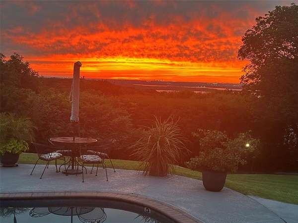 2 Acres of Residential Land with Home for Sale in Cedar Hill, Texas