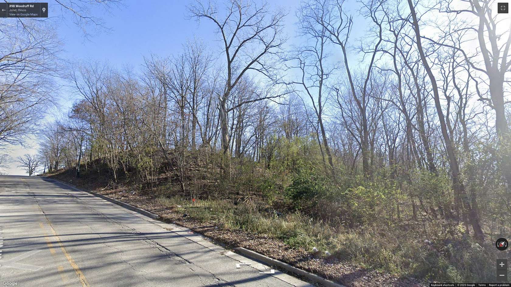 0.1 Acres of Land for Sale in Joliet, Illinois