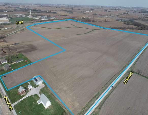 107 Acres of Recreational Land & Farm for Sale in Davenport, Iowa