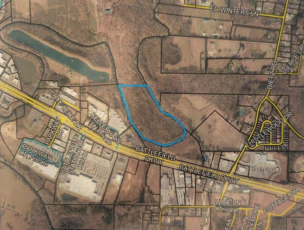 8.18 Acres of Commercial Land for Sale in Fort Oglethorpe, Georgia