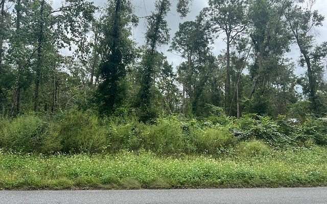 0.26 Acres of Residential Land for Sale in Live Oak, Florida