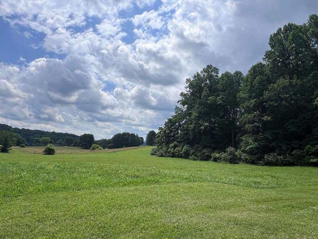0.97 Acres of Residential Land for Sale in Livingston, Tennessee