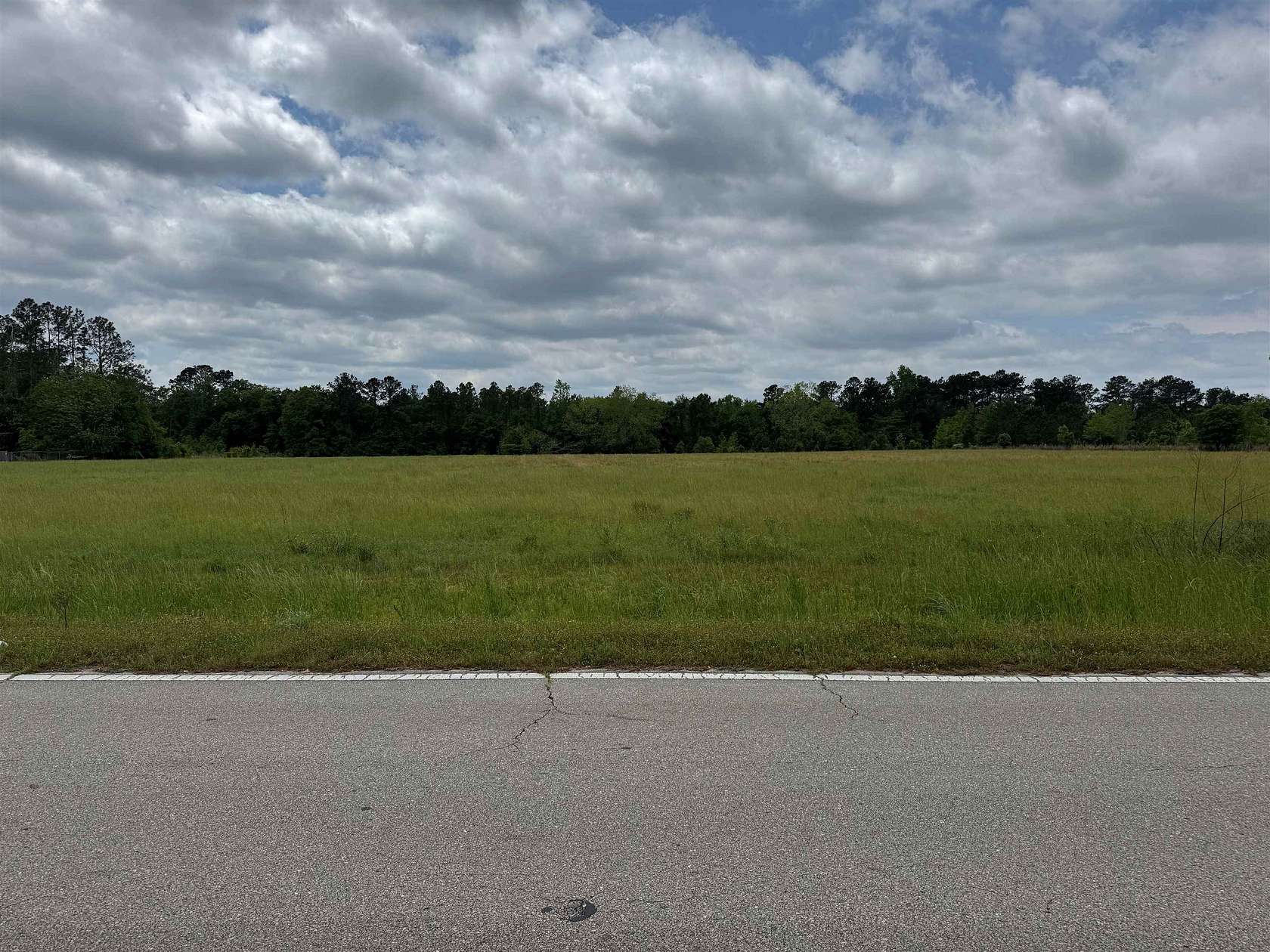 10 Acres of Residential Land for Sale in Greensboro, Florida