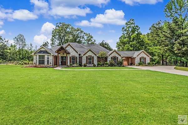 3 Acres of Land with Home for Sale in Hooks, Texas