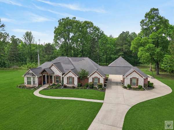 3 Acres of Land with Home for Sale in Hooks, Texas