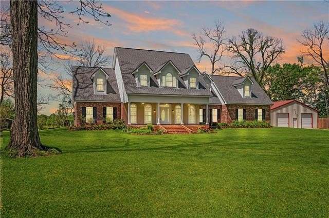 4.77 Acres of Residential Land with Home for Sale in Pineville, Louisiana