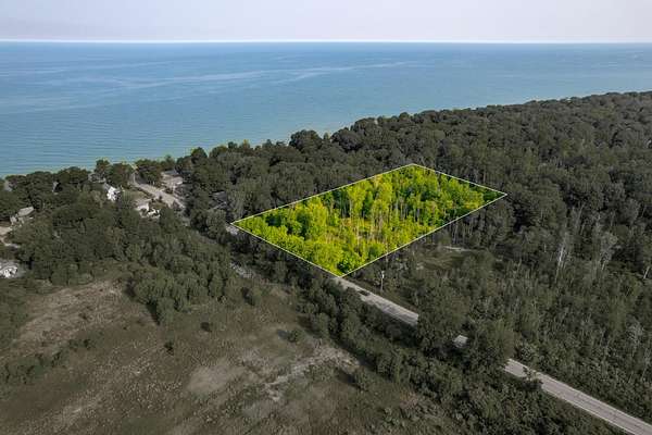 3.17 Acres of Residential Land for Sale in Douglas, Michigan