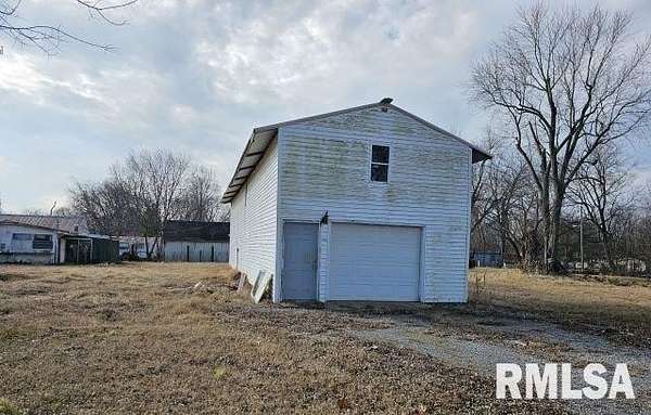 0.59 Acres of Residential Land with Home for Sale in Shawneetown, Illinois