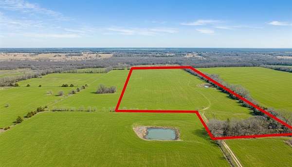 48.9 Acres of Recreational Land & Farm for Sale in Paris, Texas