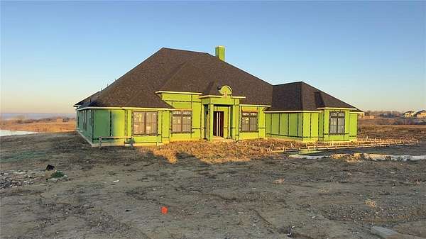 1.75 Acres of Residential Land with Home for Sale in Mesquite, Texas