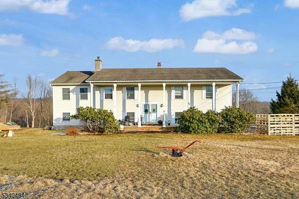 1.63 Acres of Residential Land with Home for Sale in Wantage Township, New Jersey
