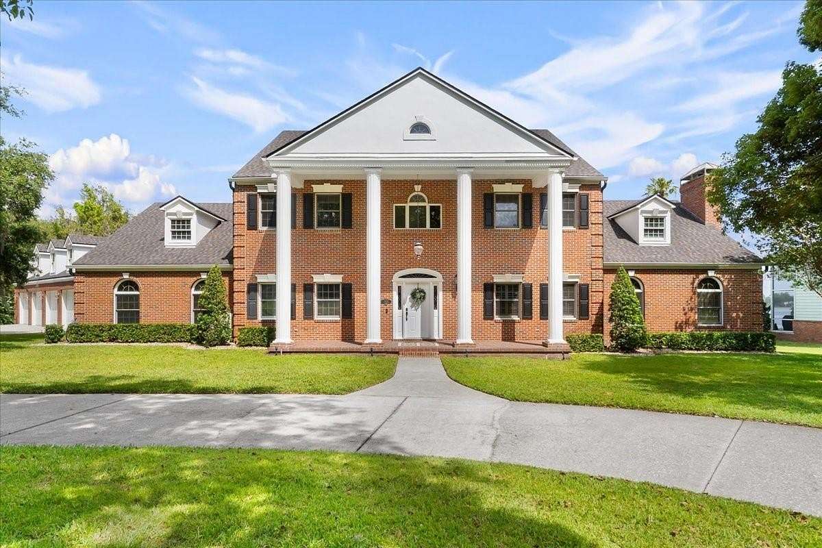 1.86 Acres of Residential Land with Home for Sale in Winter Haven, Florida