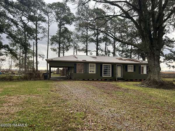 2 Acres of Residential Land with Home for Sale in New Iberia, Louisiana