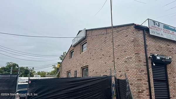 1.88 Acres of Improved Commercial Land for Sale in Staten Island, New York