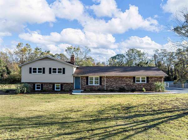 1.52 Acres of Residential Land with Home for Sale in Moore, South Carolina
