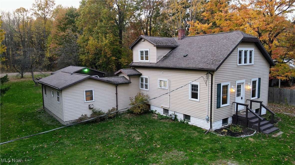 1.67 Acres of Residential Land with Home for Sale in Conneaut, Ohio