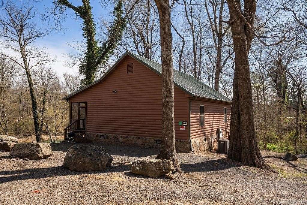 1.6 Acres of Residential Land with Home for Sale in Heber Springs, Arkansas