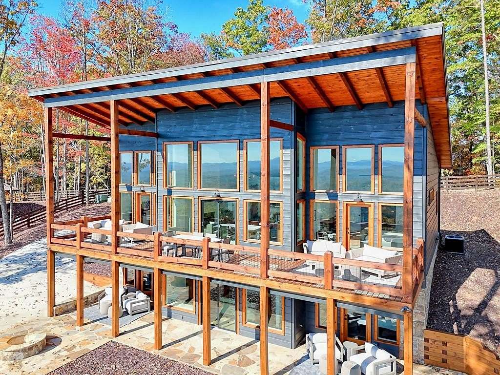 1.64 Acres of Land with Home for Sale in Mineral Bluff, Georgia