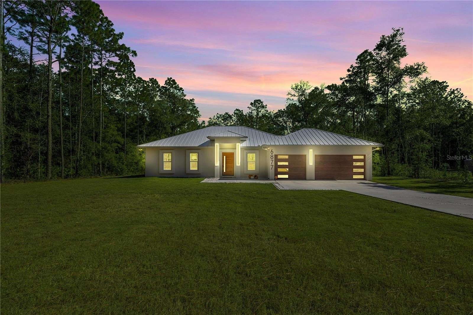 1.54 Acres of Land with Home for Sale in Ocala, Florida
