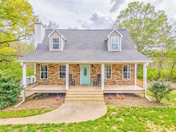 1.5 Acres of Residential Land with Home for Sale in Cedartown, Georgia