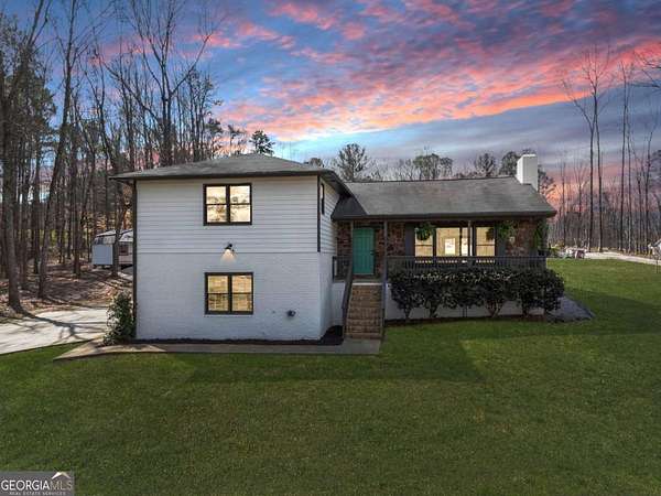 1.5 Acres of Residential Land with Home for Sale in Villa Rica, Georgia