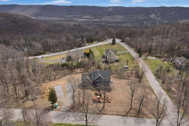 1.75 Acres of Residential Land with Home for Sale in Vernon Township, New Jersey