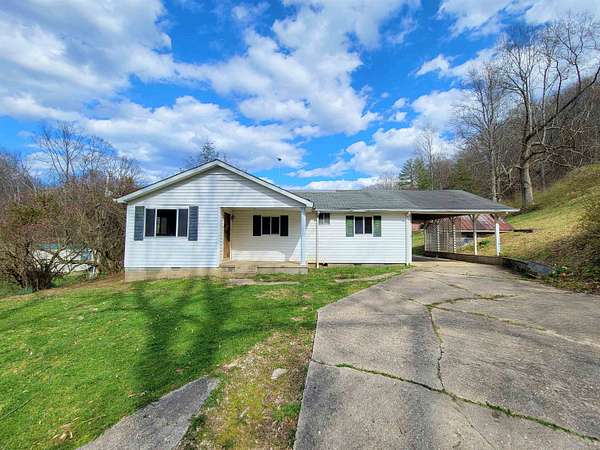 1.59 Acres of Residential Land with Home for Sale in Culloden, West Virginia