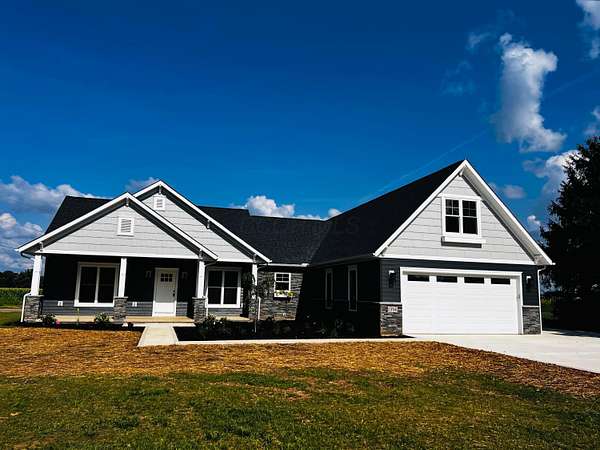 1.53 Acres of Residential Land with Home for Sale in Mount Vernon, Ohio