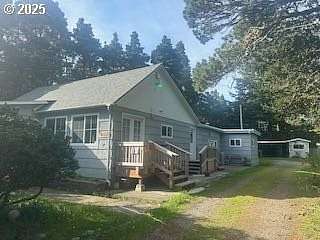 1.59 Acres of Land with Home for Sale in Port Orford, Oregon