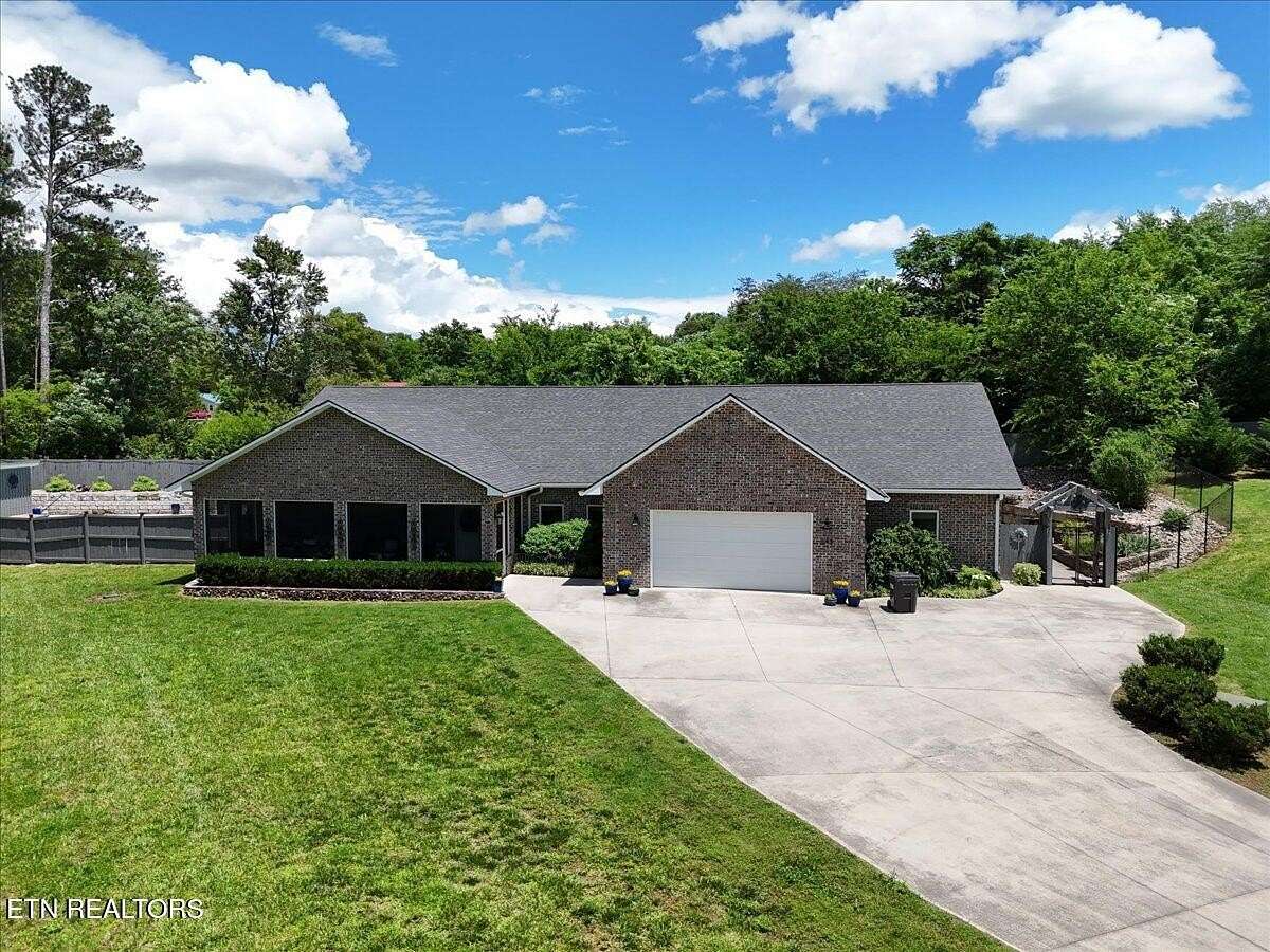 1.5 Acres of Residential Land with Home for Sale in Maryville, Tennessee