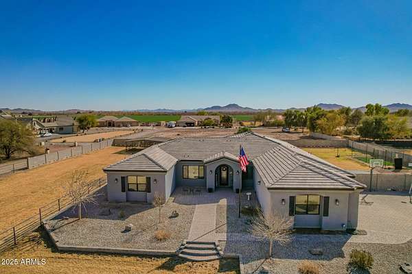 1.52 Acres of Residential Land with Home for Sale in Buckeye, Arizona