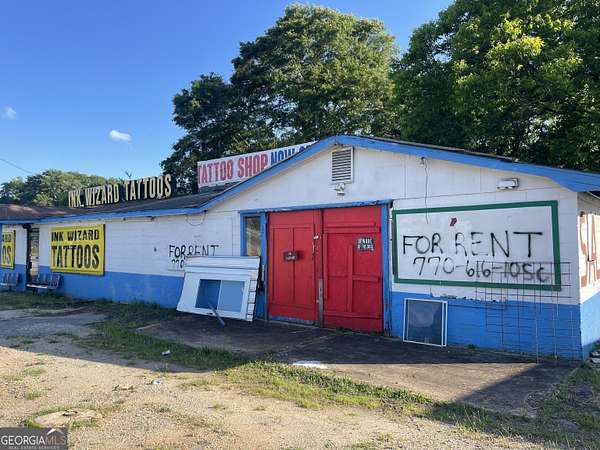 1.8 Acres of Improved Mixed-Use Land for Sale in Forsyth, Georgia