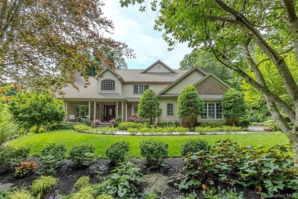 1.5 Acres of Residential Land with Home for Sale in Mount Sinai, New York