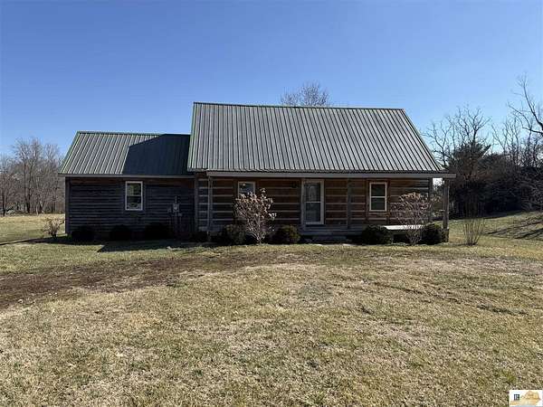 1.8 Acres of Residential Land with Home for Sale in Perryville, Kentucky