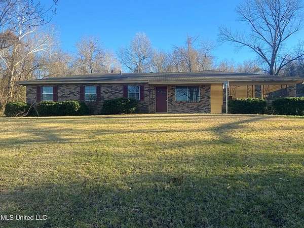 1.8 Acres of Residential Land with Home for Sale in Redwood, Mississippi